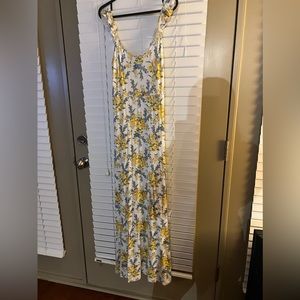 Floral Maxi Dress with Ribbed Back